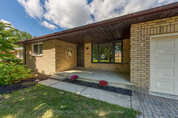 Norfolk, ON N3Y 4Z5,5 Atwood CRES