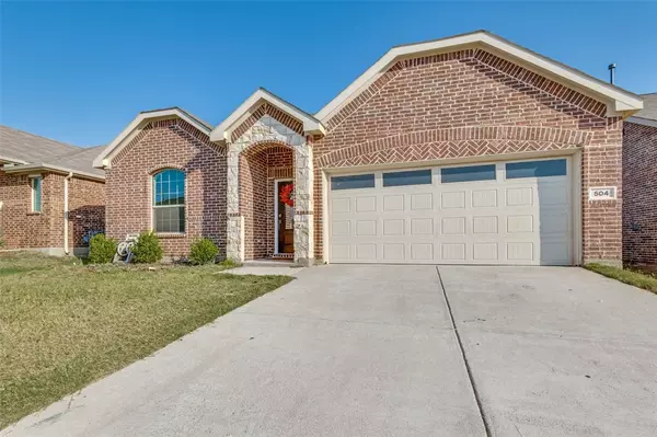 504 Ranchito Pass, Fort Worth, TX 76052