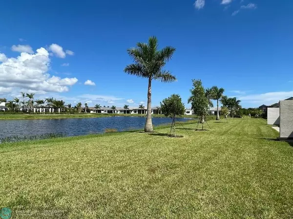 Boynton Beach, FL 33473,9422 Mountain Pine Grv