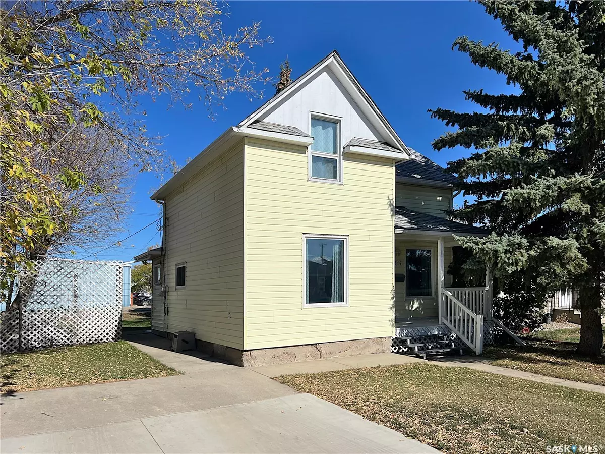 Estevan, SK S4A 0N8,317 3rd STREET