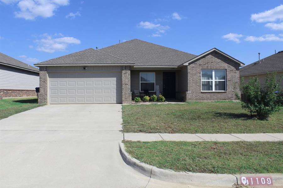 1109 Limestone Drive, Noble, OK 73068