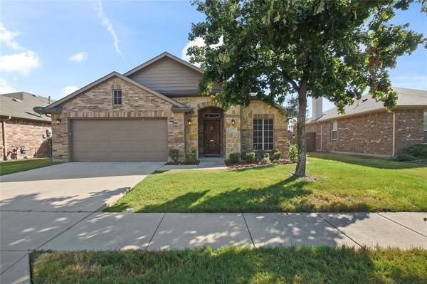 1212 Songbird Drive, Little Elm, TX 75068