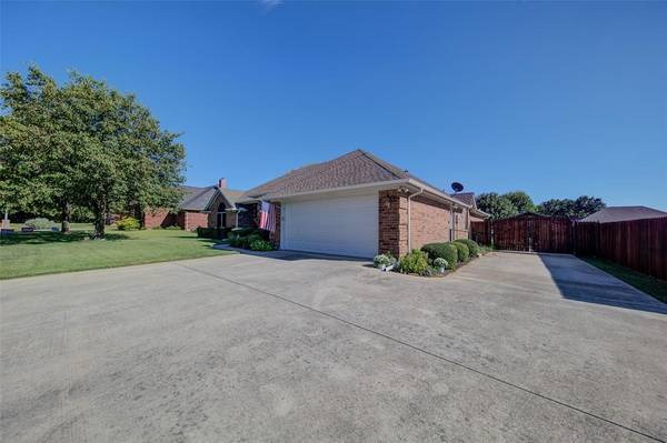 Decatur, TX 76234,1709 Meadowbrook Court