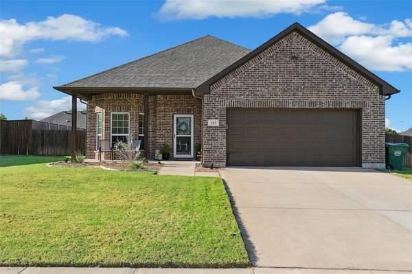 107 Wildflower Drive, Whitesboro, TX 76273