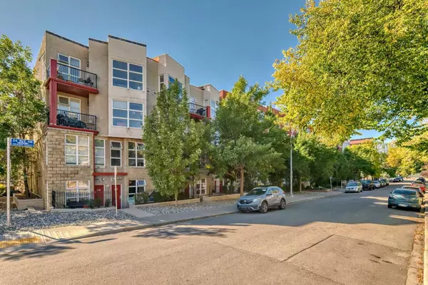 315 24 AVE SW #324,  Calgary,  AB T2S 3E7