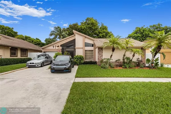 Boca Raton, FL 33428,21248 Summertrace Cir