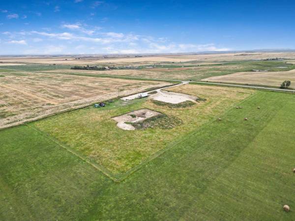 Rural Foothills County, AB T0L 0H0,8 Acres 543 West