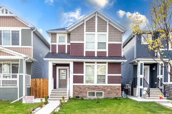 55 Redstone BLVD NE, Calgary, AB T3N 0R5