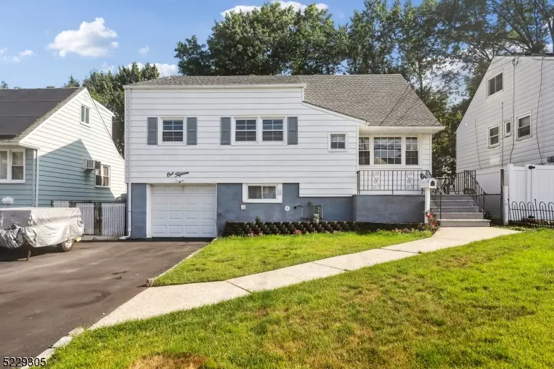 115 Arlington Drive, Woodbridge Twp., NJ 08863