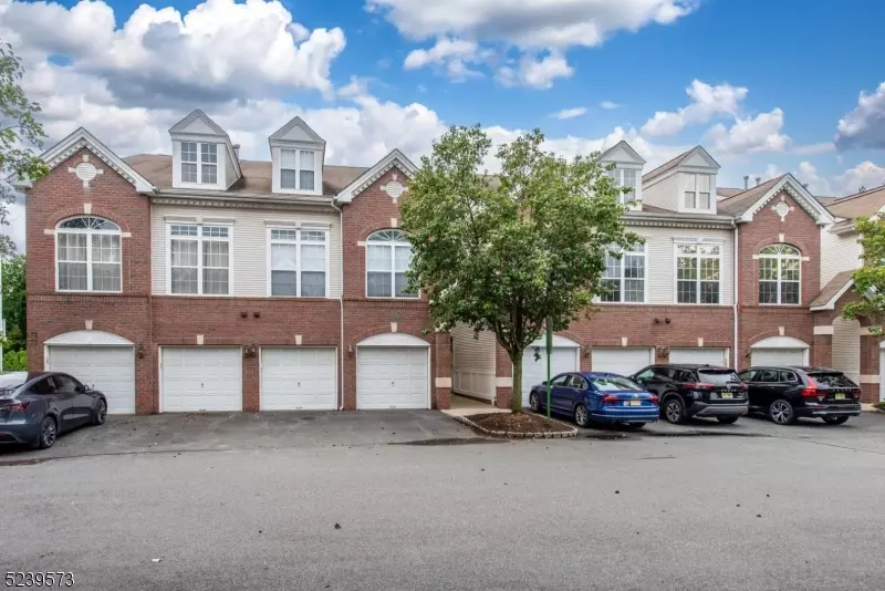 169 Riverwalk Way, Clifton City, NJ 07014