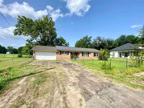 1921 Fm 279,  Ben Wheeler,  TX 75754