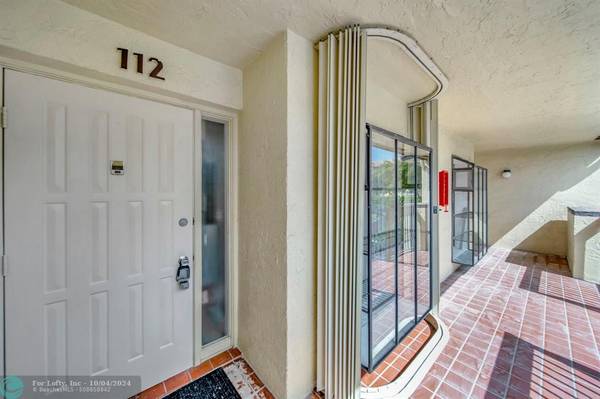 Deerfield Beach, FL 33442,1977 SW 15th St  #112