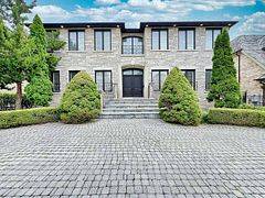 61 Arjay CRES, Toronto C12, ON M2L 1C6