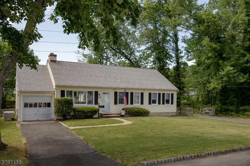 120 Meadowbrook Rd, Livingston Twp., NJ 07039