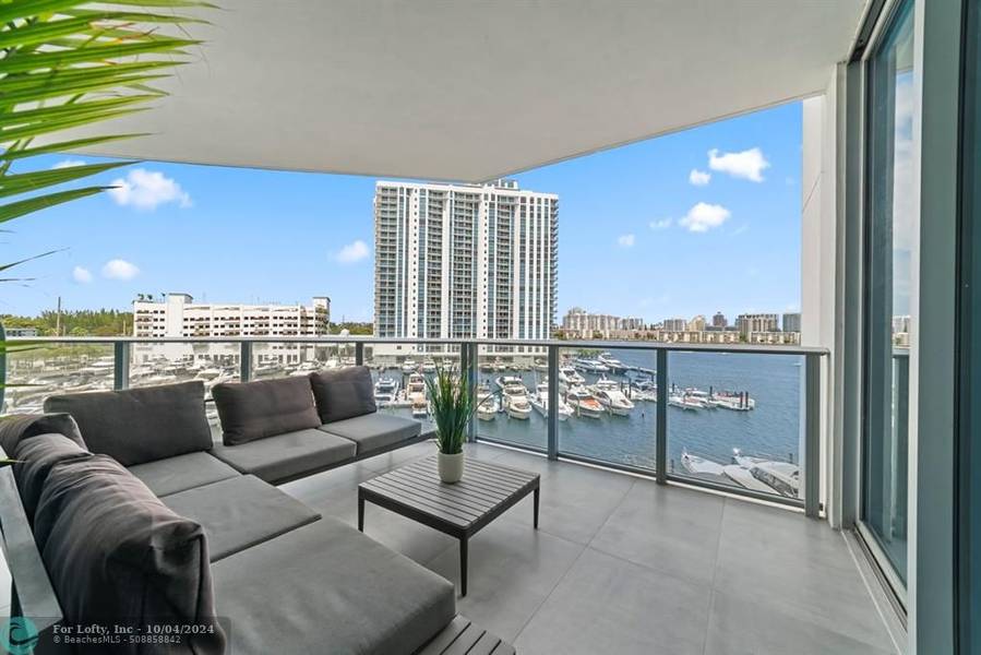 17111 Biscayne Blvd  #503, Aventura, FL 33160