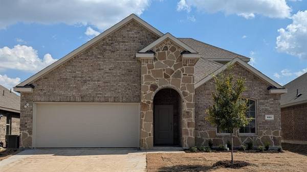 631 Carters Grove Drive, Fate, TX 75189