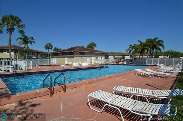 Coral Springs, FL 33071,10216 Twin Lakes Dr