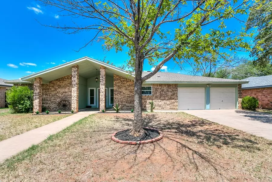 3846 Driftwood Dr, San Angelo, TX 76904