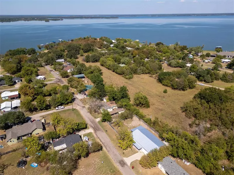 224 Kirk Lane, West Tawakoni, TX 75474