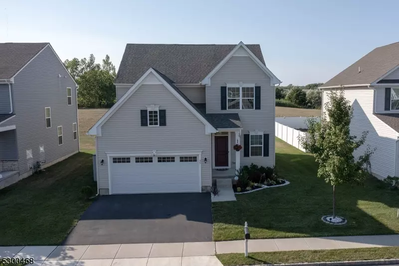 35 Trafalgar Ct, Sparta Twp., NJ 07871