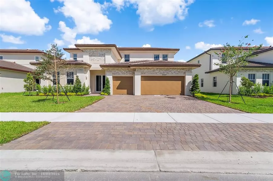 12327 SW 43rd Court, Davie, FL 33330