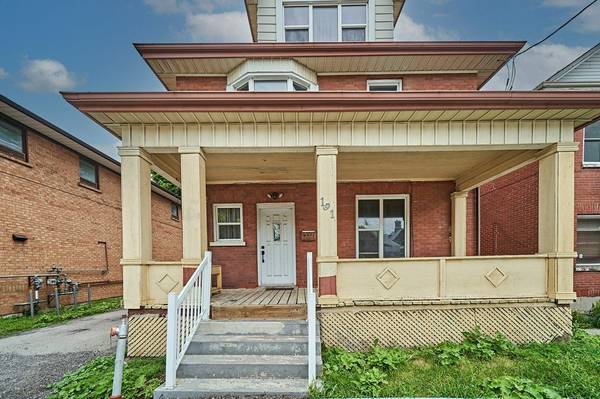 Oshawa, ON L1H 4H2,191 Simcoe ST S