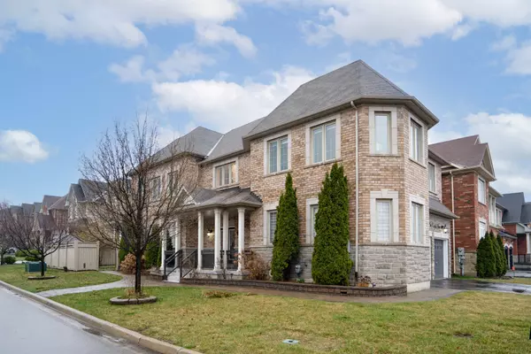 162 Via Borghese ST, Vaughan, ON L4H 0Y7