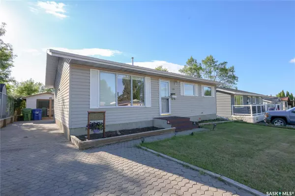 719 McCraney CRESCENT,  Prince Albert,  SK S6V 6W3