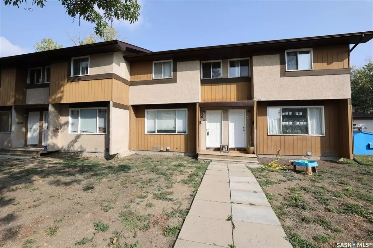 Regina, SK S4N 5M5,62 Mackenzie MEWS