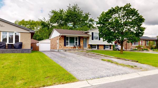 82 Moore AVE, Aylmer, ON N5H 2Z9