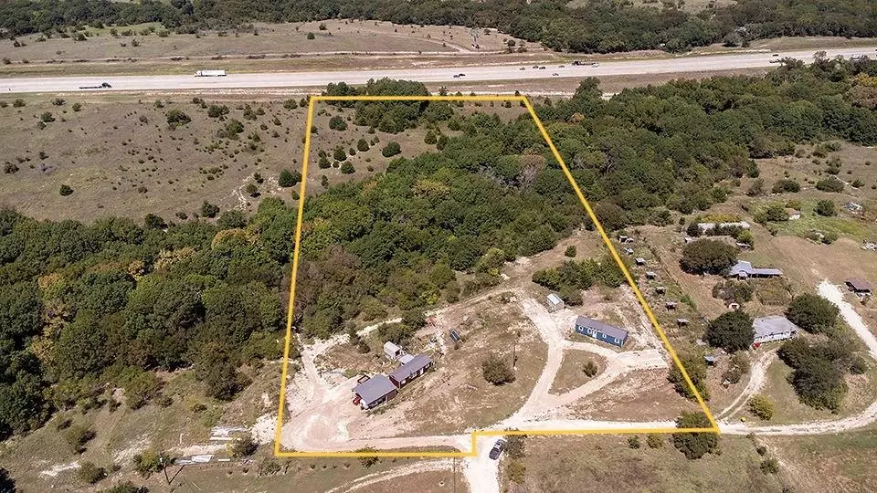 145, 147 Private Road 485, Hillsboro, TX 76645