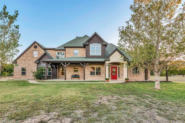 13120 Cartwright Trail,  Ponder,  TX 76259