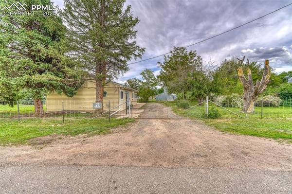 1520 Birch ST, Canon City, CO 81212