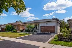 Mississauga, ON L5C 1L2,1299 Shamir CRES