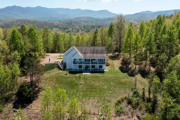 Warne, NC 28909,935 White Oak Drive