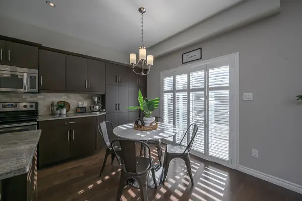 London, ON N6L 0A4,3356 Paulpeel AVE