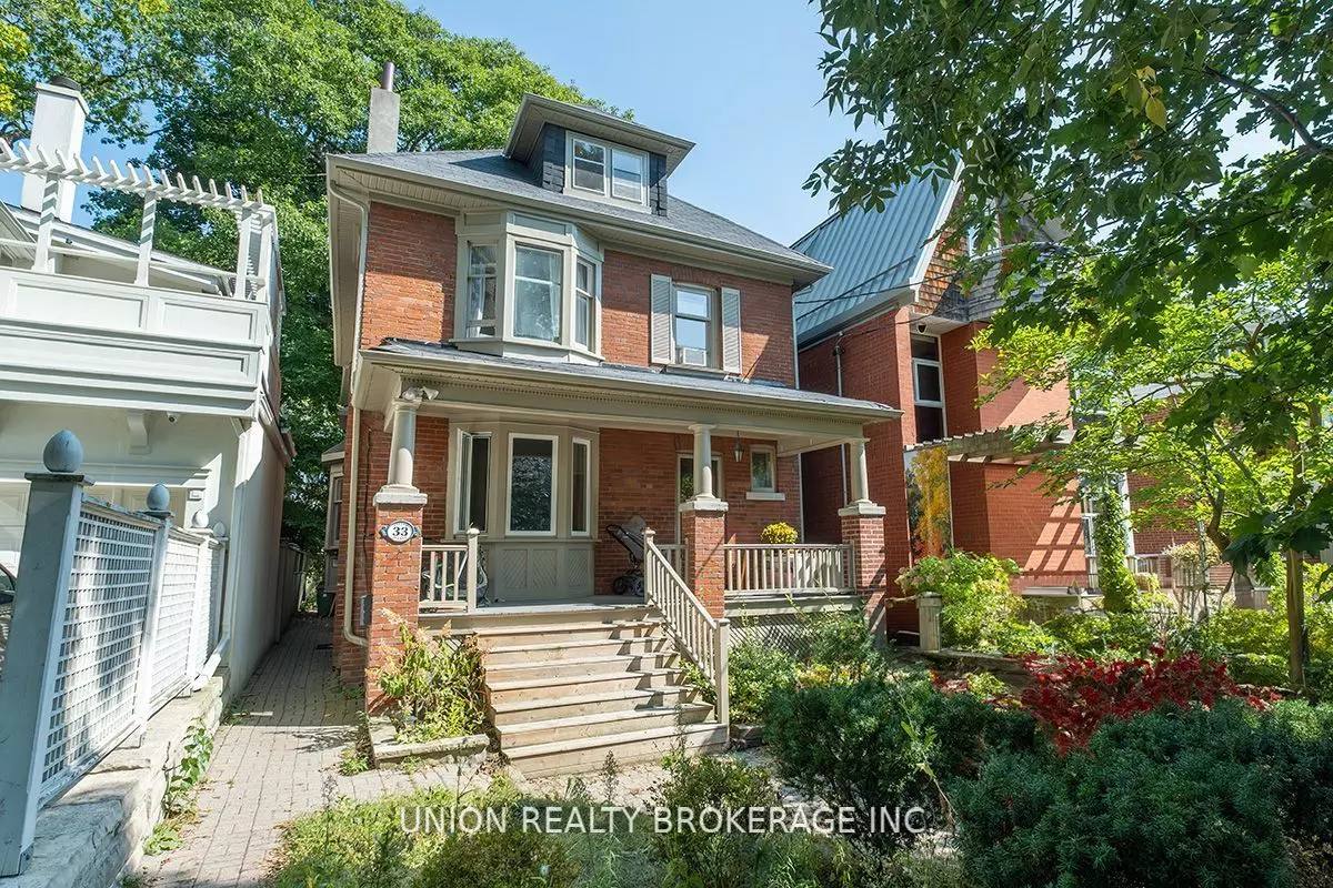 Toronto E02, ON M4E 3B5,33 Balsam AVE #Upper