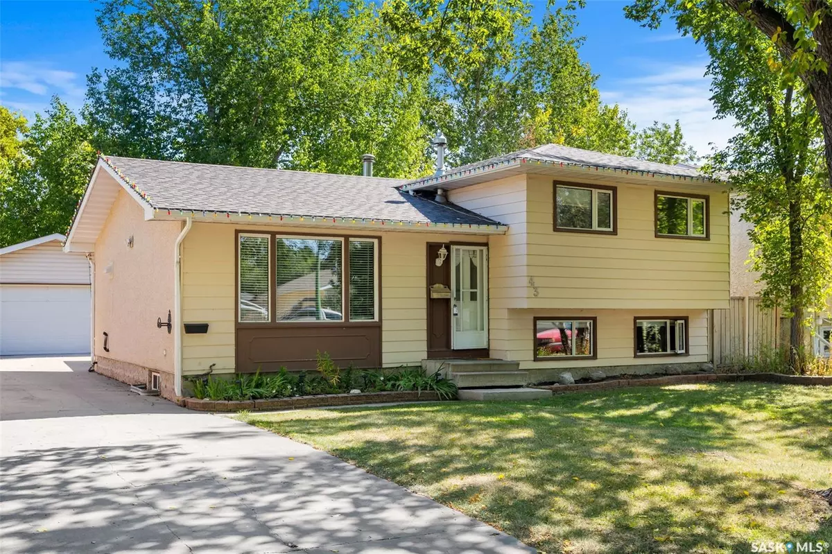 Regina, SK S4X 1N4,43 Levene CRESCENT