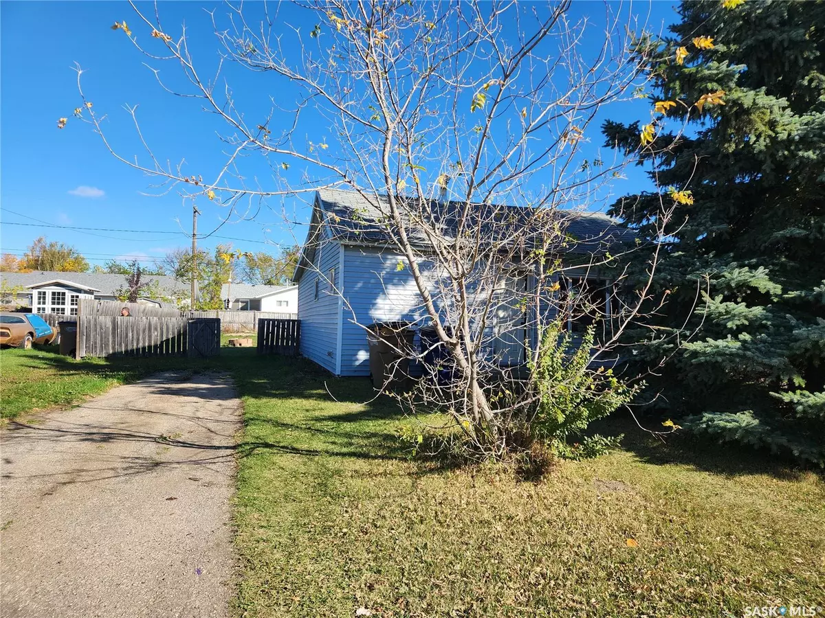 Tisdale, SK S0E 1T0,811 97th AVENUE