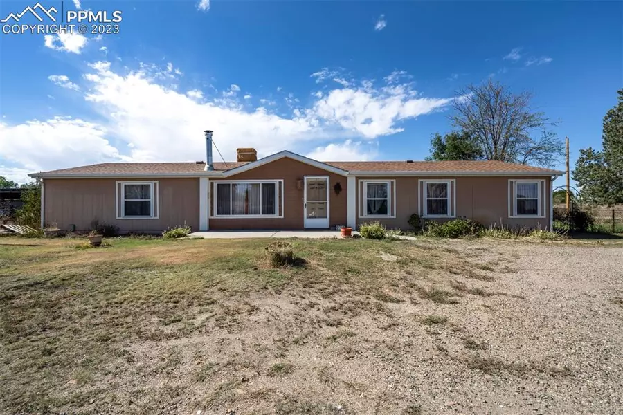 27220 Brewster RD, Pueblo, CO 81006