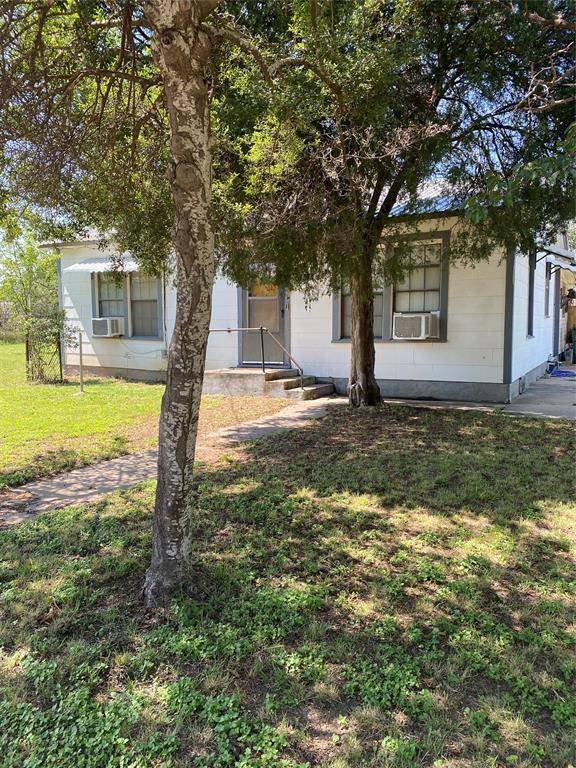 Coleman, TX 76834,302 W 13TH