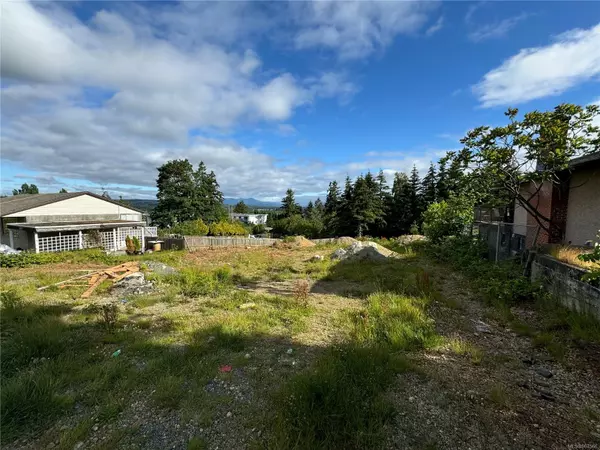 660 8TH Ave, Campbell River, BC V9W 4A8