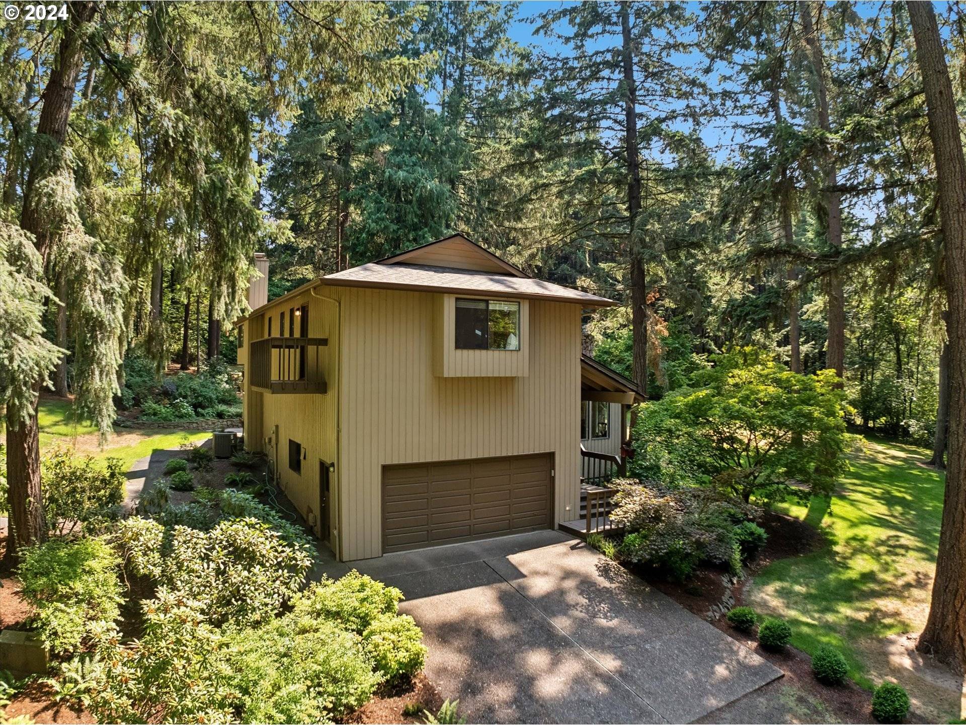 22425 SW MOUNTAIN CREEK RD, Sherwood, OR 97140