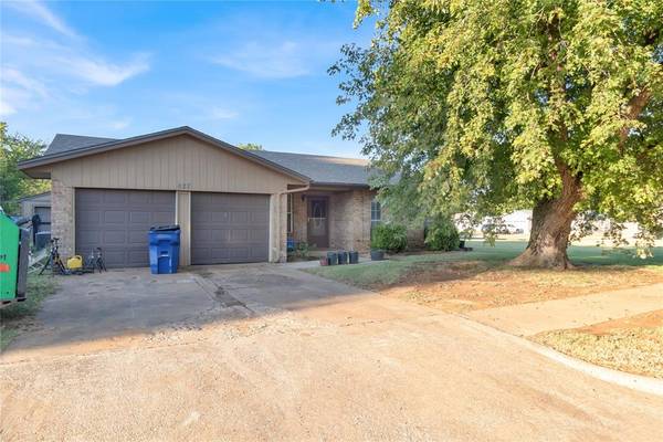 627 S Shepherd Drive, Mustang, OK 73064