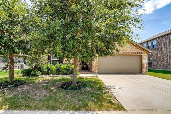 1113 Foxglove Lane,  Burleson,  TX 76028