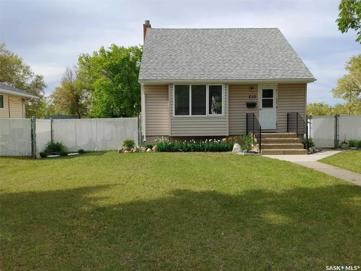 Moose Jaw, SK S6H 5E8,820 COTEAU STREET W