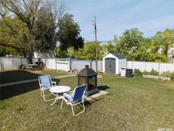 Moose Jaw, SK S6H 5E8,820 COTEAU STREET W