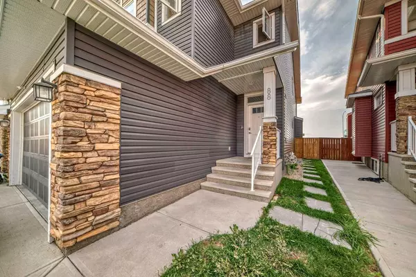 Calgary, AB T3N 0M4,88 Redstone Villas Northeast