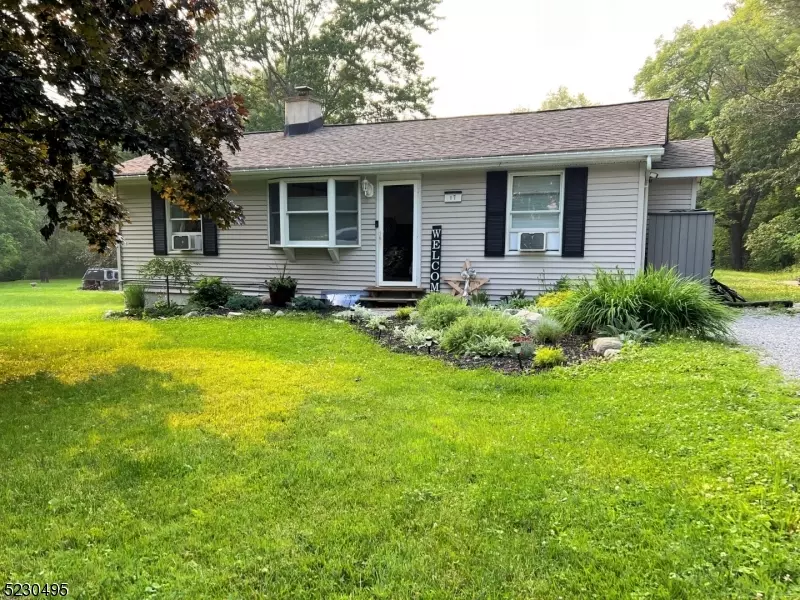 17 Stempert Rd, Frankford Twp., NJ 07826