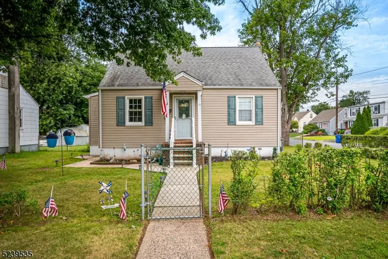 15 Oak St, Woodbridge Twp., NJ 07001